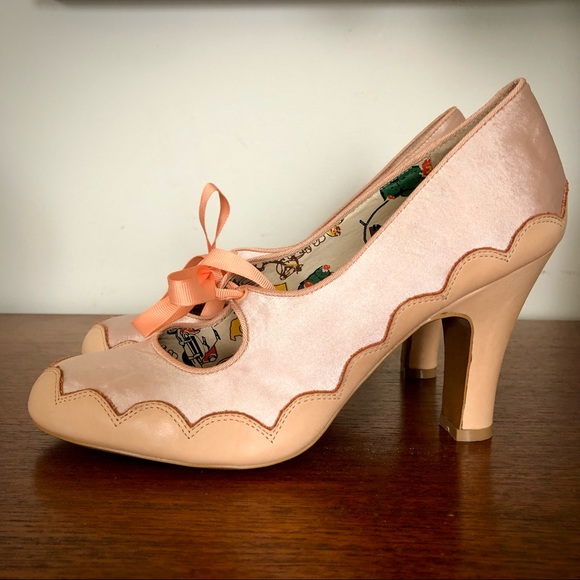 Miss L Fire NWOT Maxie silk ribbon pump - Picture 4 of 9